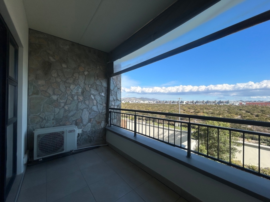 To Let 2 Bedroom Property for Rent in Sandown Western Cape
